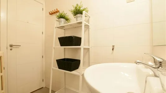Rooms in Madrid Salamanca - photo 10