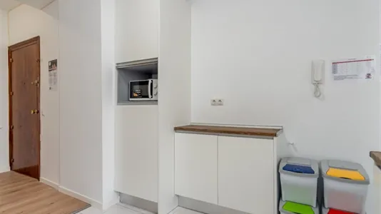 Rooms in Madrid Moncloa-Aravaca - photo 8