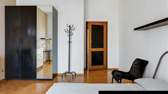 Rooms in Milano Zona 1 - Centro storico - photo 4