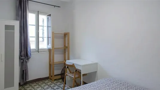 Rooms in Barcelona Ciutat Vella - photo 4