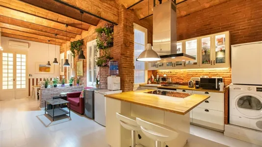 Rooms in Barcelona Ciutat Vella - photo 4