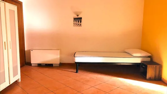 Rooms in Roma Municipio XI – Arvalia/Portuense - photo 3