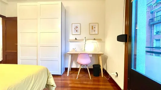 Rooms in Bilbao - photo 9