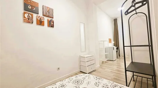 Rooms in Madrid Centro - photo 3