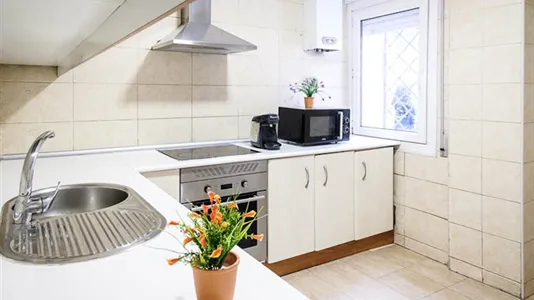 Rooms in Alcalá de Henares - photo 9