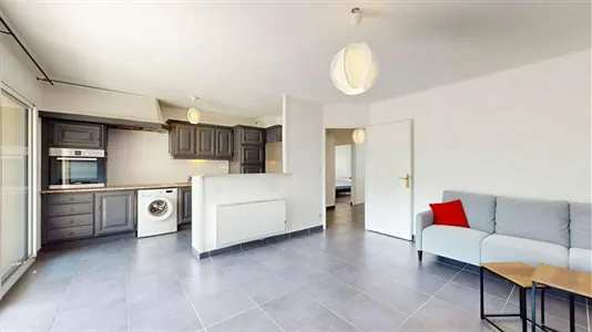 Rooms in Grenoble - photo 4