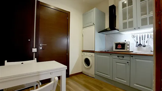 Apartments in Barcelona Ciutat Vella - photo 7