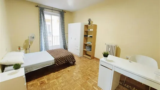 Rooms in Madrid Chamberí - photo 10