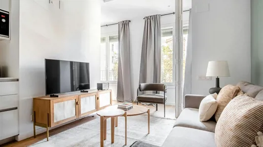 Apartments in Barcelona Eixample - photo 3