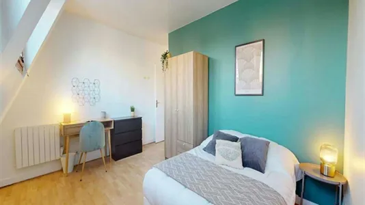 Rooms in Paris 8ème arrondissement - photo 2