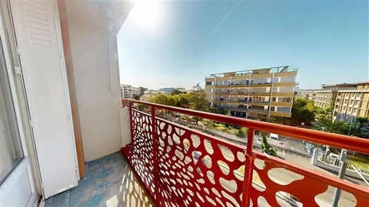 Apartments in Lyon - photo 9