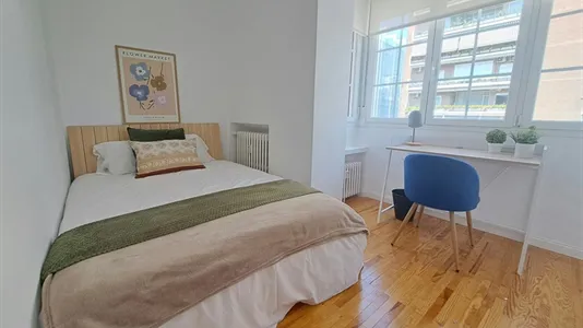 Rooms in Madrid Chamartín - photo 10