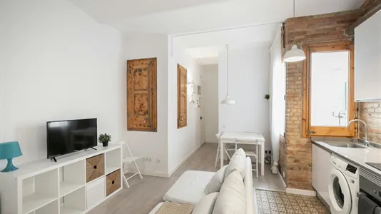 Apartments in Barcelona Sants-Montjuïc - photo 8