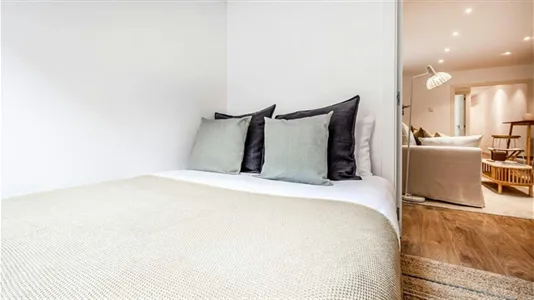 Rooms in Barcelona Sant Andreu - photo 3