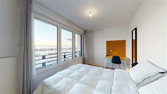 Rooms in Saint-Denis - photo 5