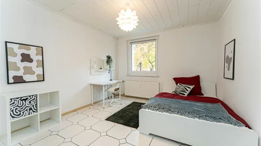 Rooms in Potsdam - photo 2