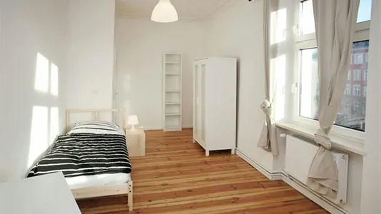 Rooms in Berlin Friedrichshain-Kreuzberg - photo 2