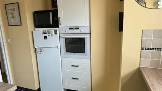 Apartments in Nanterre - photo 4