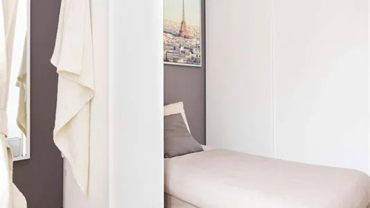 Rooms in Milano Zona 8 - Fiera, Gallaratese, Quarto Oggiaro - photo 4