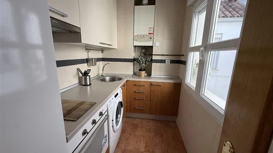 Rooms in Madrid Centro - photo 8