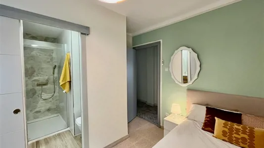 Rooms in Zaragoza - photo 3