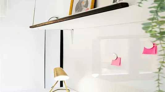 Rooms in Madrid Centro - photo 5