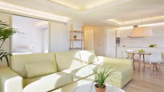 Apartments in Barcelona Ciutat Vella - photo 5