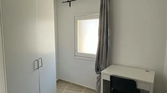 Rooms in Barcelona Ciutat Vella - photo 4