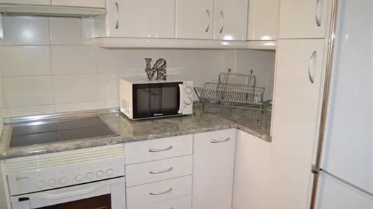 Rooms in Madrid Chamberí - photo 9