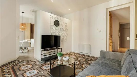 Rooms in Barcelona Eixample - photo 10