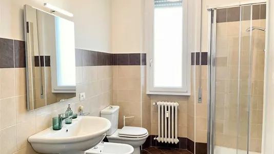 Rooms in Florence - photo 9