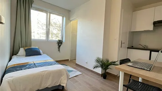 Apartments in Créteil - photo 1