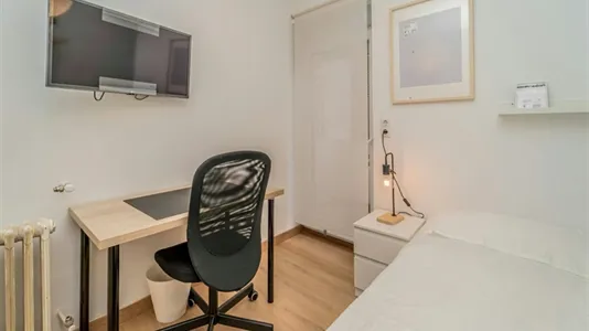 Rooms in Valladolid - photo 4
