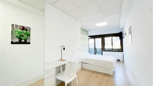 Rooms in Madrid Chamberí - photo 5