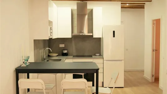 Apartments in Barcelona Ciutat Vella - photo 8