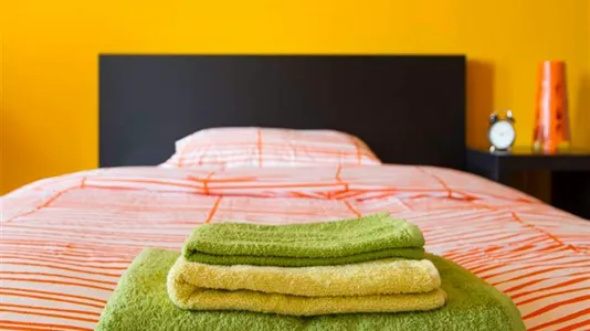 Rooms in Milano Zona 8 - Fiera, Gallaratese, Quarto Oggiaro - photo 3