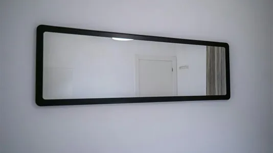 Rooms in Barcelona Eixample - photo 4