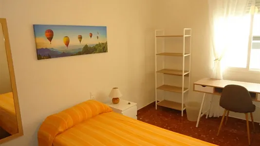 Rooms in Córdoba - photo 6
