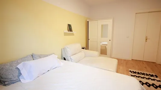 Rooms in Barcelona Eixample - photo 4