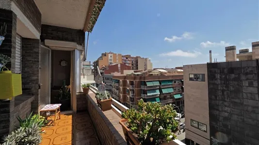 Rooms in Barcelona Sants-Montjuïc - photo 10