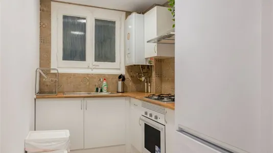 Rooms in Barcelona Sant Martí - photo 6