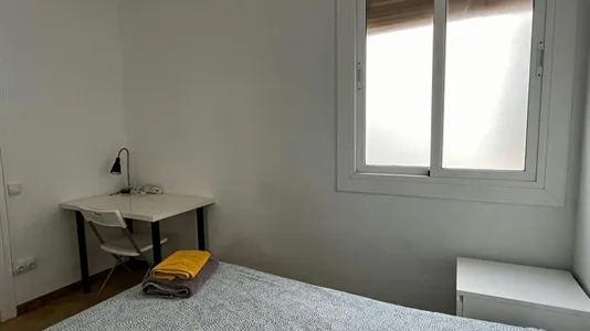 Rooms in Barcelona Eixample - photo 5