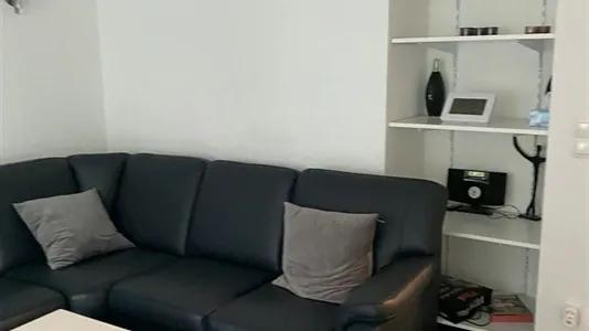 Rooms in Frankfurt Mitte-West - photo 7