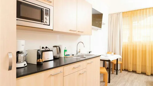 Apartments in Vienna Favoriten - photo 8