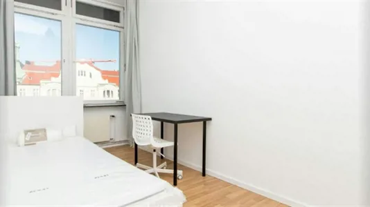 Rooms in Berlin Charlottenburg-Wilmersdorf - photo 2