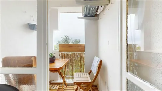 Apartments in Nîmes - photo 2