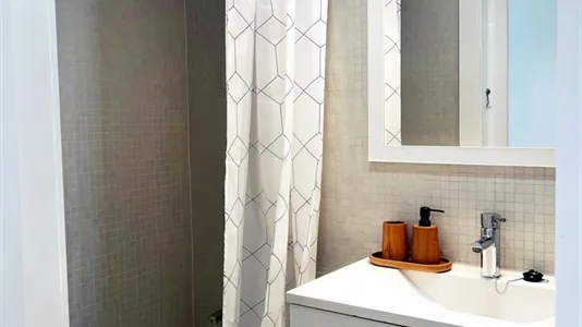 Rooms in Madrid Chamartín - photo 7