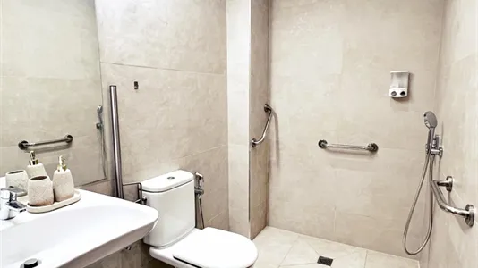 Rooms in Madrid Moncloa-Aravaca - photo 8