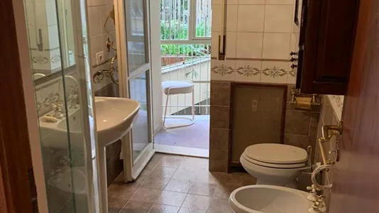 Rooms in Roma Municipio II – Parioli/Nomentano - photo 8