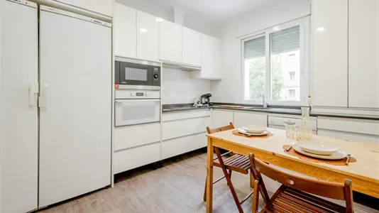 Rooms in Madrid Moncloa-Aravaca - photo 10